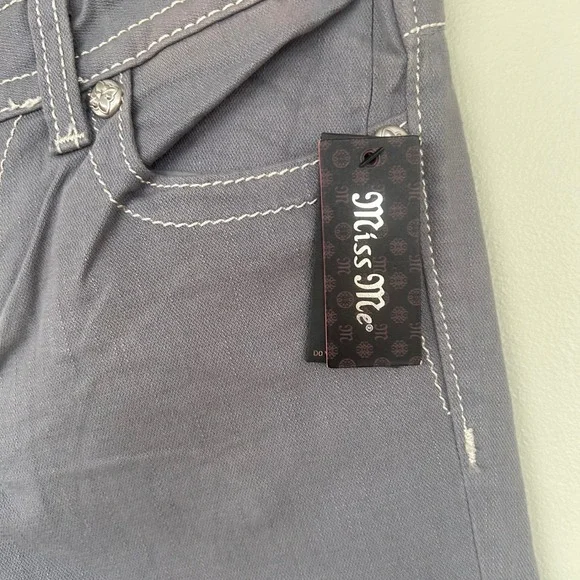 NWT Miss Me Jeans Skinny Grey JP611052 Women's Size 27 Embellished Pockets